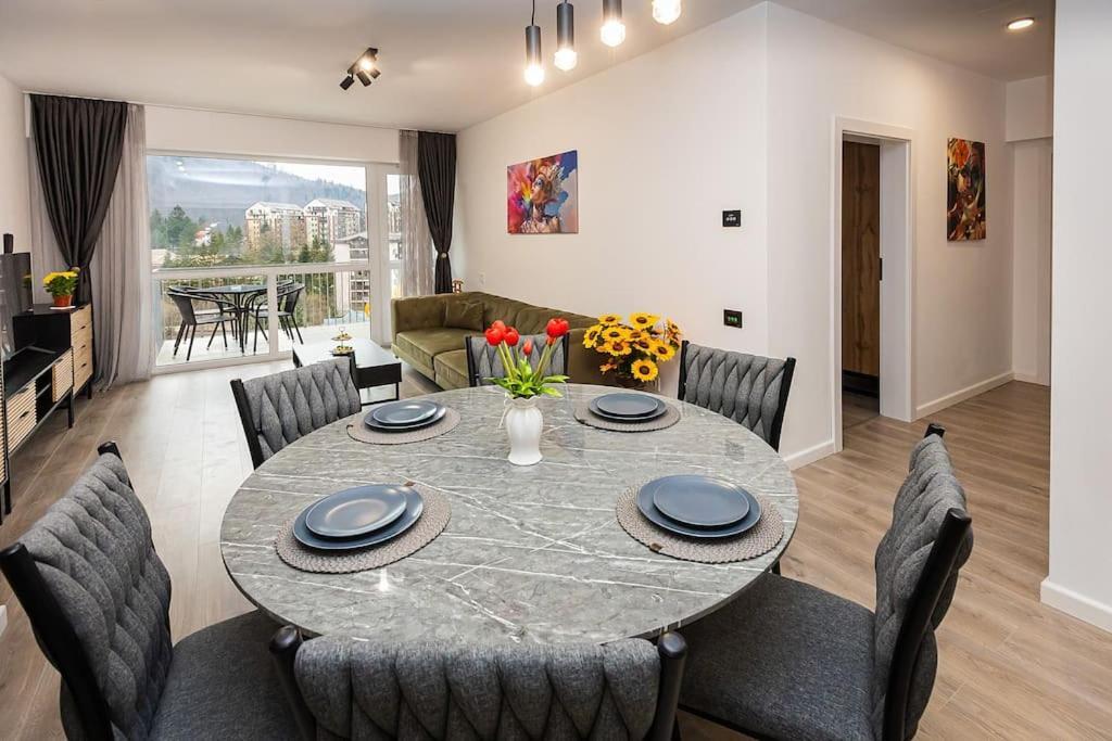 Apartment Royal Family